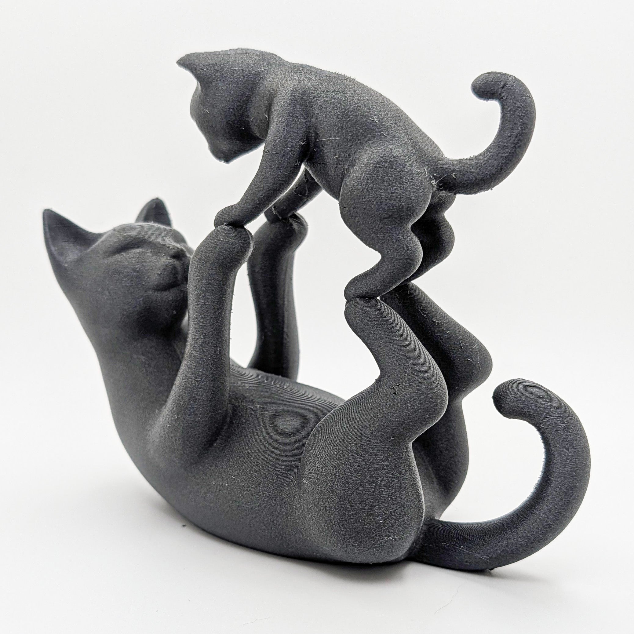 Mama Cat & Kitten Sculpture
